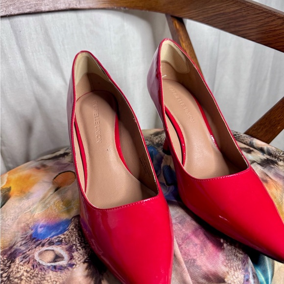Gabrielle union size 11 rare vintage new red heels - Picture 1 of 7